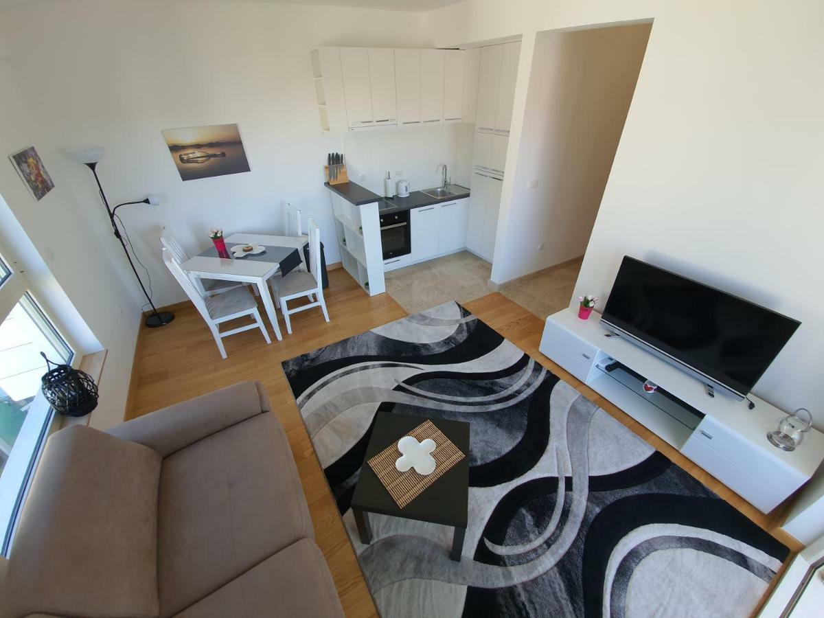 As Apartments 라파일로비치 외부 사진