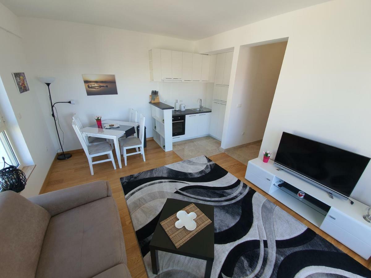 As Apartments 라파일로비치 외부 사진