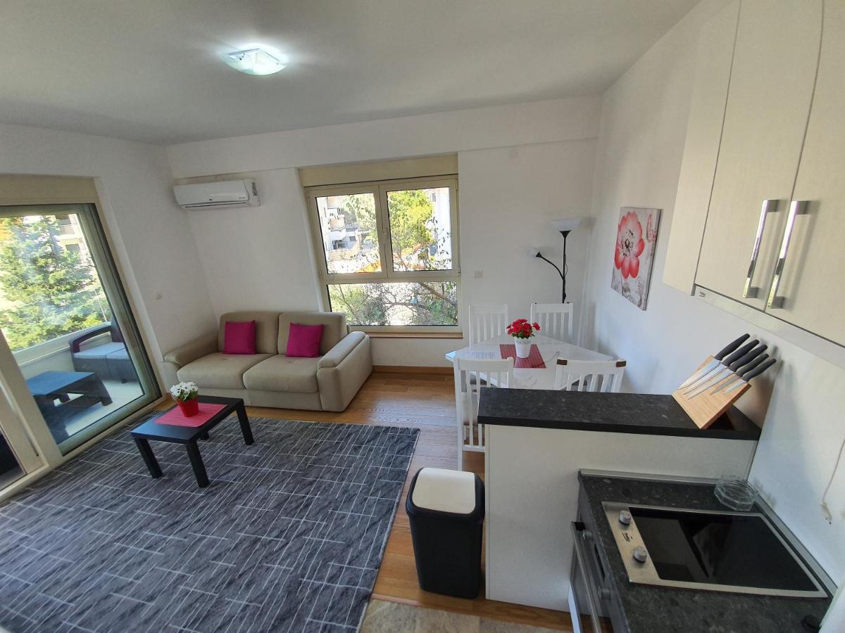 As Apartments 라파일로비치 외부 사진
